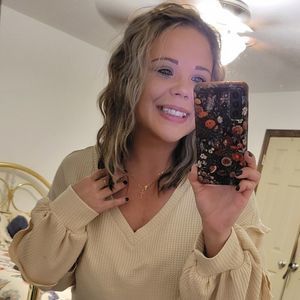 Meet your Posher, Danica